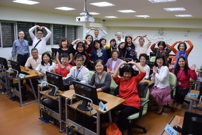 106-10-24瞭解高齡社會趨勢與學習特質